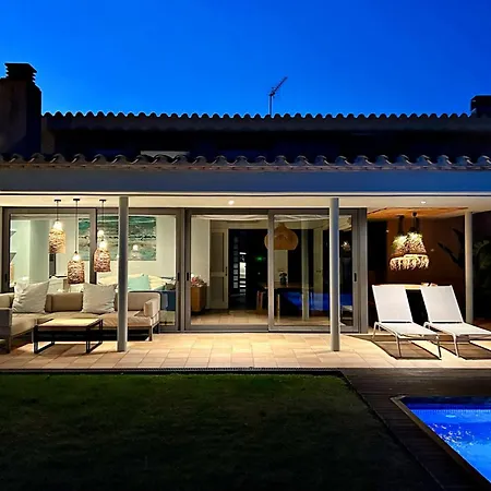 Villa Torrent Costa Brava, Con Piscina Privada! Pals